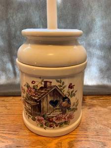 lot 6718 image: Home Tweet Home Painted Ceramic Canister Location Kitchen