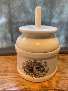 lot 6721 image: Home Tweet Home Painted Ceramic Canister Location Kitchen
