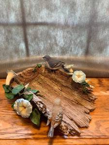 lot 6726 image: Bird Garder Art Location Kitchen