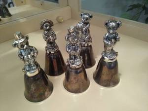 lot 6759 image: Bear Bell Collection