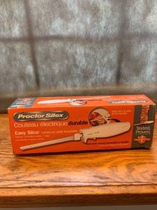 lot 6772 image: Proctor Silex Easy Slice Electric Knife Location Kitchen