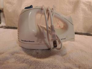lot 6778 image: Hamilton Beach Hand Mixer