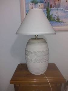 lot 8264 image: Set of 2 Large Powder Pink Ceramic Lamps