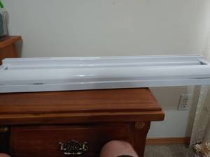 lot 8273 image: Gift Wrap Cutter