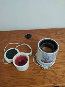 lot 8281 image: Lot of 2 Candle Warmer