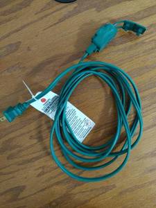 lot 8285 image: 8 Ft Extension Cord