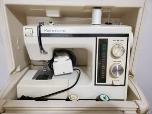 lot 8292 image: Kenmore Sewing Machine