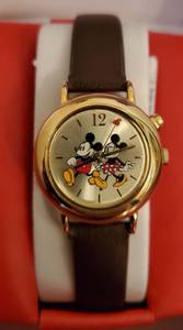 lot 5909 image: Disney Mickey and Mini Mouse Watch in Cute Vintage Case