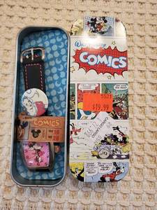 lot 5957 image: Walt Disney Mini Mouse Watch