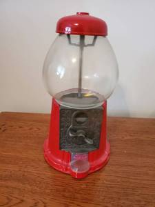 lot 7739 image: Houstons Gumball Machine