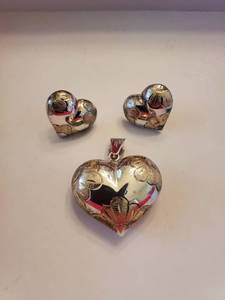 lot 59313 image: Sterling Silver Heart Necklace Pendent and Matching Earings