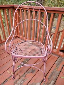 lot 356 image: Retro Pink Wrought Iron Rocker
