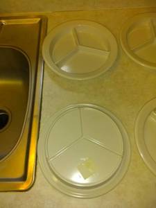 lot 7787 image: Lot Of 4 Carlisle Portion Seperated Plates