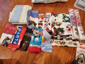 lot 7856 image: Lot of Fabric