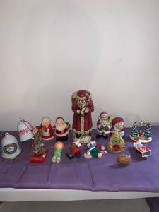 lot 8686 image: Christmas Lot Location Basement Closet