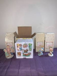 lot 8709 image: Lot of Hallmark Mary and Friends Figures Basement Shelf 1