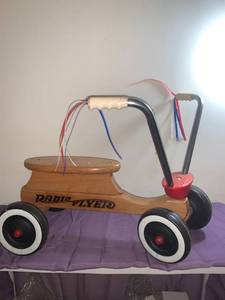 lot 8795 image: Vintage Radio Flyer Childs 4 Wheel Scooter Cycle Location Under Pool Table