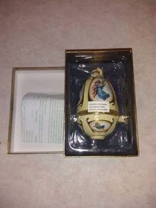 lot 8825 image: Collectible Egg Ornament