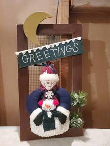 lot 8880 image: Greetings Snowman Door Hanger