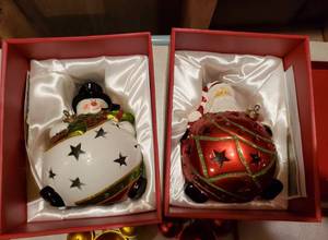 lot 8888 image: Set of 2 Light Up Santa and Snowman Ornaments