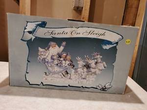 lot 8892 image: Santa on Sleigh