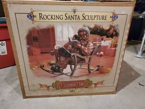 lot 8934 image: Grandeur Noel 2003 Collectors Edition Sculpture