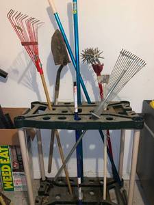 lot 8952 image: Rubber Tool Holder With Tools Location Garage