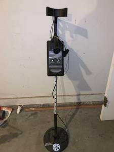 lot 8963 image: Gold Digger Bounty Hunter Metal Detector Works Location Garage