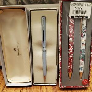 lot 5987 image: Lot of 3 Pens. Single Blue Hallmark Pen. 2 pack of BarnsNoble Pens with 24k Gold Accents