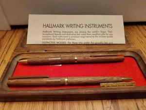 lot 5976 image: Hallmark .Lot of 2 14k Gold Filled Casing Pens