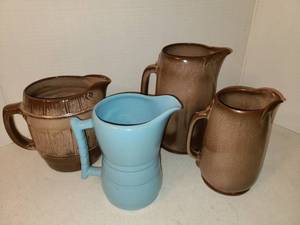 lot 1006 image: Frankoma Pitchers Lot of 4