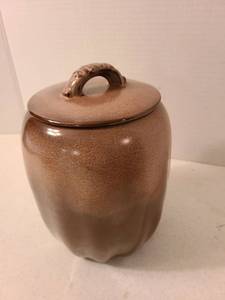 lot 1008 image: Frankoma Flour Canister