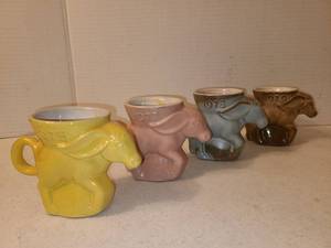 lot 1011 image: Frankoma Democratic Donkey 1975 1977 1978 and 1979