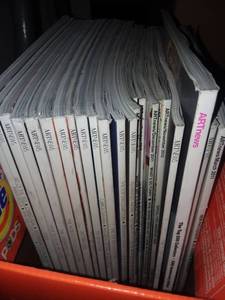 lot 1032 image: Art News Magazines