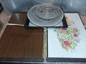 lot 1049 image: Hot Plates with Various Inserts