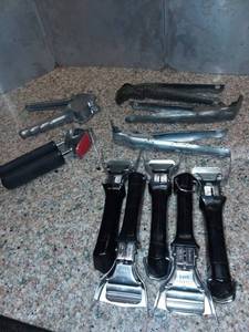 lot 1070 image: Corning Ware Handles with Other Handles and 2 Presses