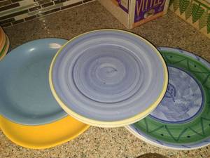 lot 1075 image: Ceramic Dinner Plates 6 PC