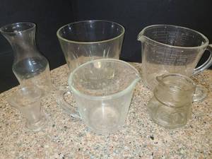 lot 1082 image: Glassware