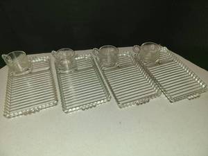 lot 1106 image: Glass Snack Sets 8 PC
