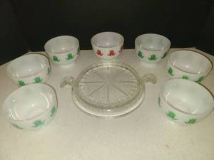 lot 1107 image: Fire King Dishes 8 PC