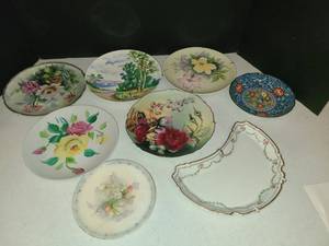 lot 1125 image: Decorative Plates