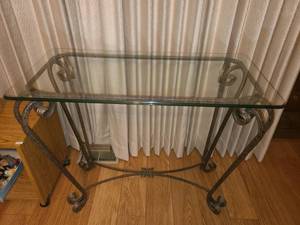 lot 1145 image: Metal and Beveled Glass Top Sofa Table 31 x 38 x 18 in