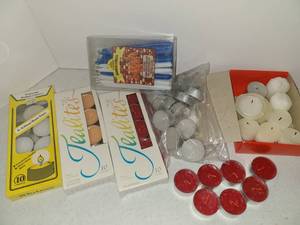 lot 1204 image: Votive and Tealight Candles
