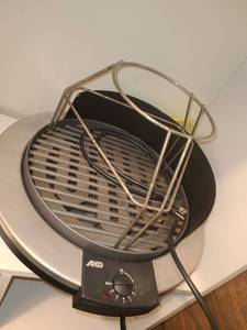 lot 1216 image: AKO Table Top Grill