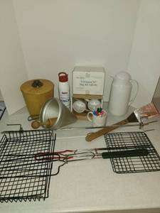 lot 1217 image: Assorted Kitchen and Campfire Items