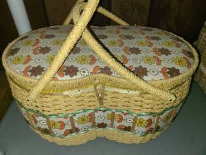lot 2052 image: Sewing Basket and Contents