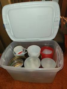 lot 2082 image: Coffee Cans and Large Tote