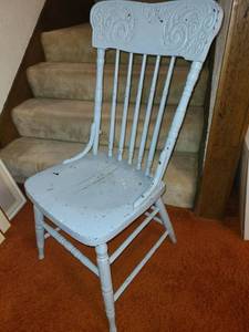 lot 2101 image: Blue Wood Chair