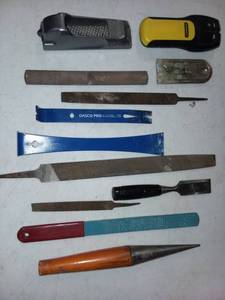 lot 3046 image: Various Handtools with Stanley Stud and Outlet Finder