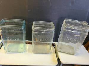 lot 3115 image: Storage Jars